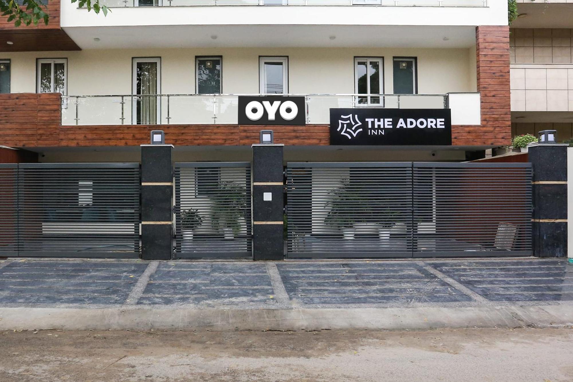 Townhouse The Adore Inn Gurgaon Exterior foto